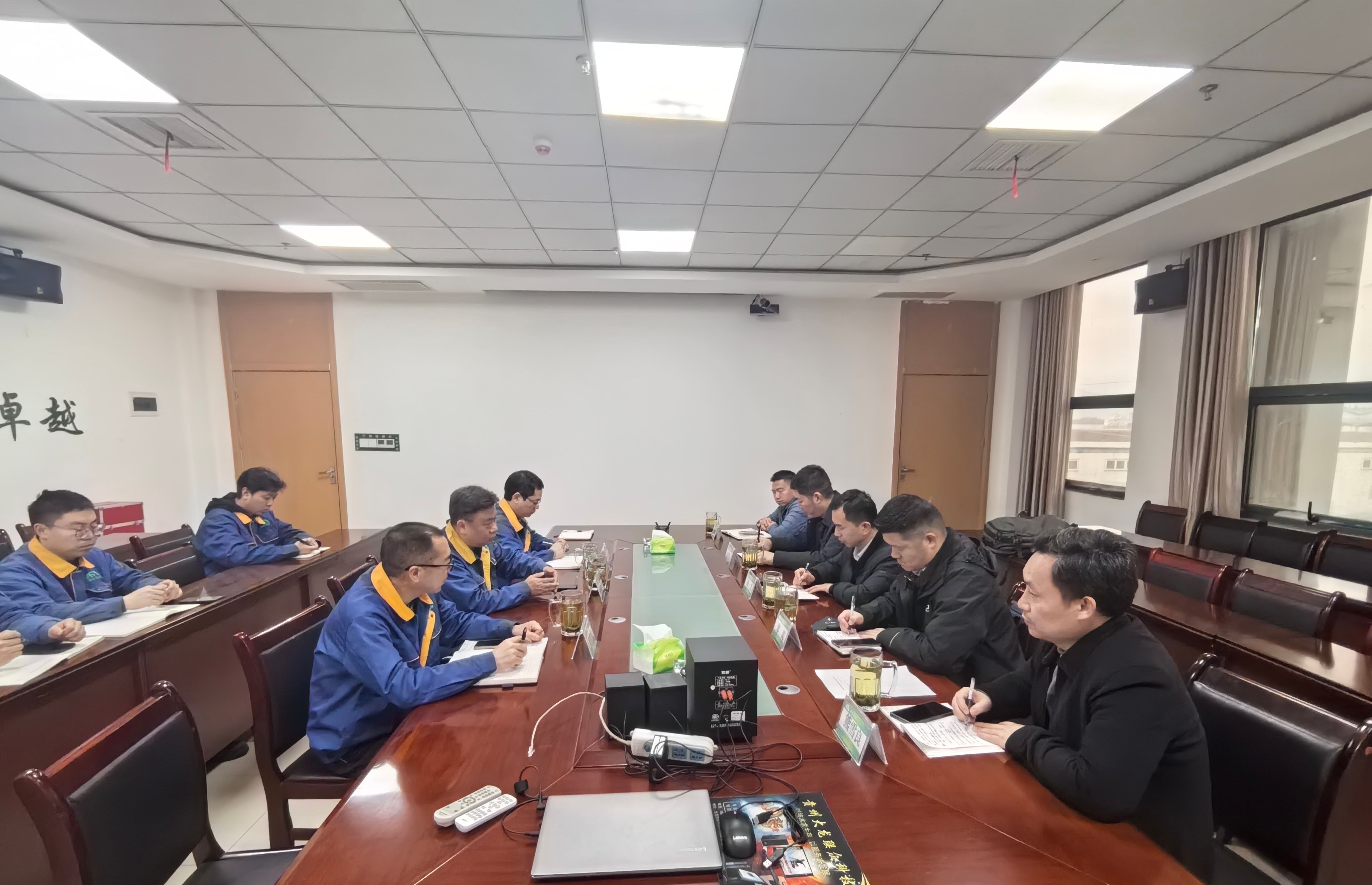 深化產(chǎn)研協(xié)同 共筑錳業(yè)新篇 ——長(zhǎng)沙礦冶院與能礦錳業(yè)共商高純硫酸錳合作與資源高效利用